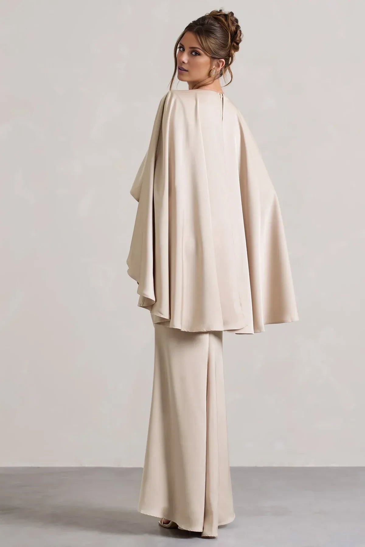 Champagne Mermaid V-Neck Floor-Length Wedding Dress - Yihuiw by Yihuiw
