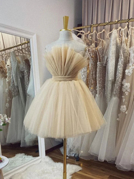 Champagne tulle short prom dress champagne tulle homecoming dress simple gentle atmospheric and unique desi Bring summer colors to enhance whiteness by YiHuiw