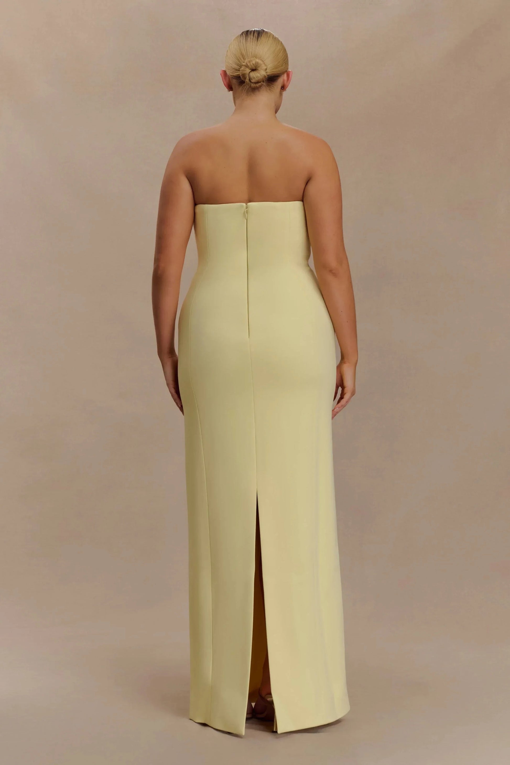 Charming Plus Size Sheath Strapless Sleeveless Back Slit Floor Length Prom Dress by YiHuiw