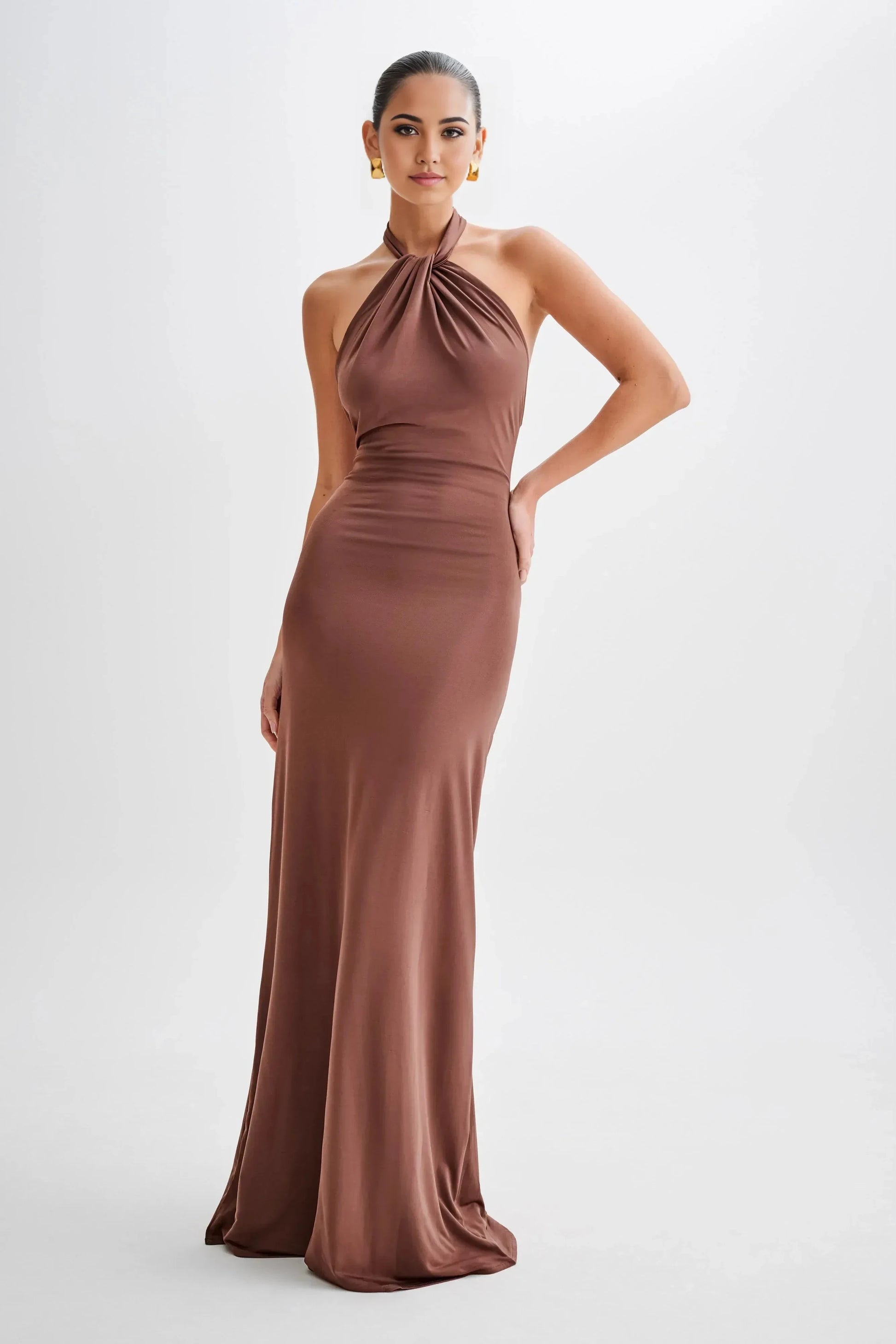 Charming Sheath Halter Neck Sleeveless Knotted Back Floor Length Prom Dress by YiHuiw
