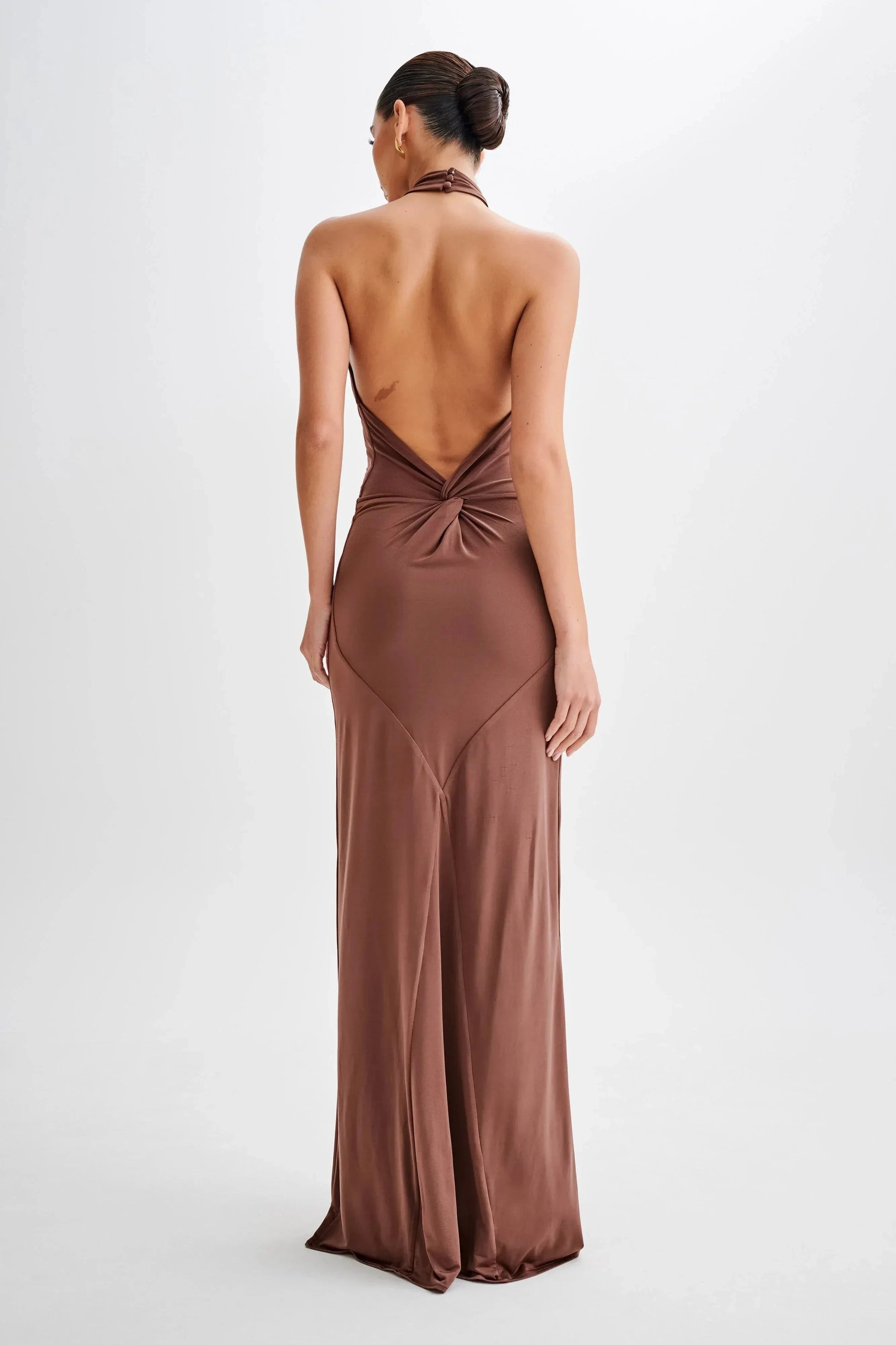 Charming Sheath Halter Neck Sleeveless Knotted Back Floor Length Prom Dress by YiHuiw