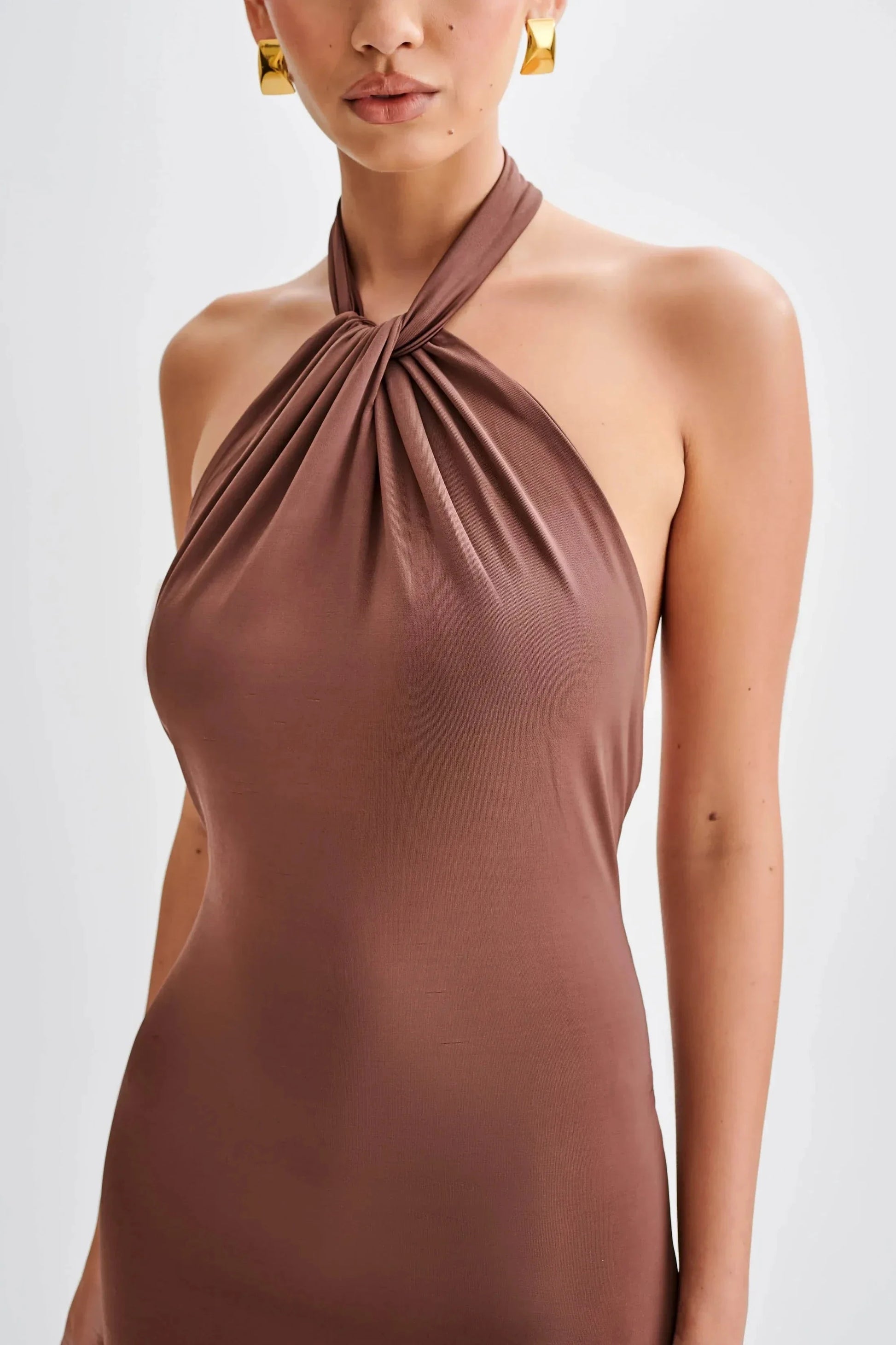 Charming Sheath Halter Neck Sleeveless Knotted Back Floor Length Prom Dress by YiHuiw