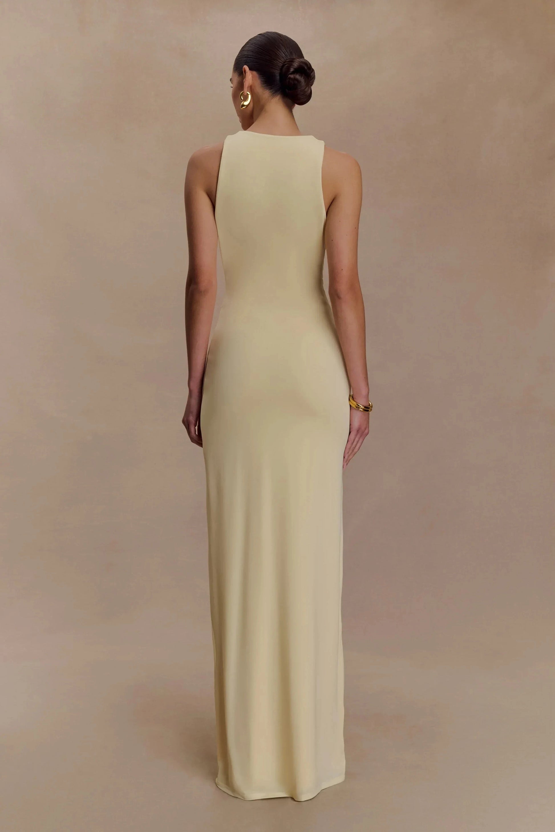 Charming Sheath Plunge Neck Sleeveless Open Back Floor Length Prom Dress by YiHuiw