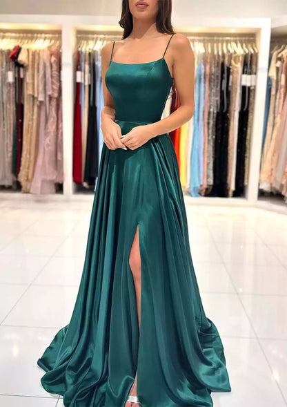 Encantadores vestidos de graduación de corte en A, con escote cuadrado, tirantes finos y abertura con cola de satén