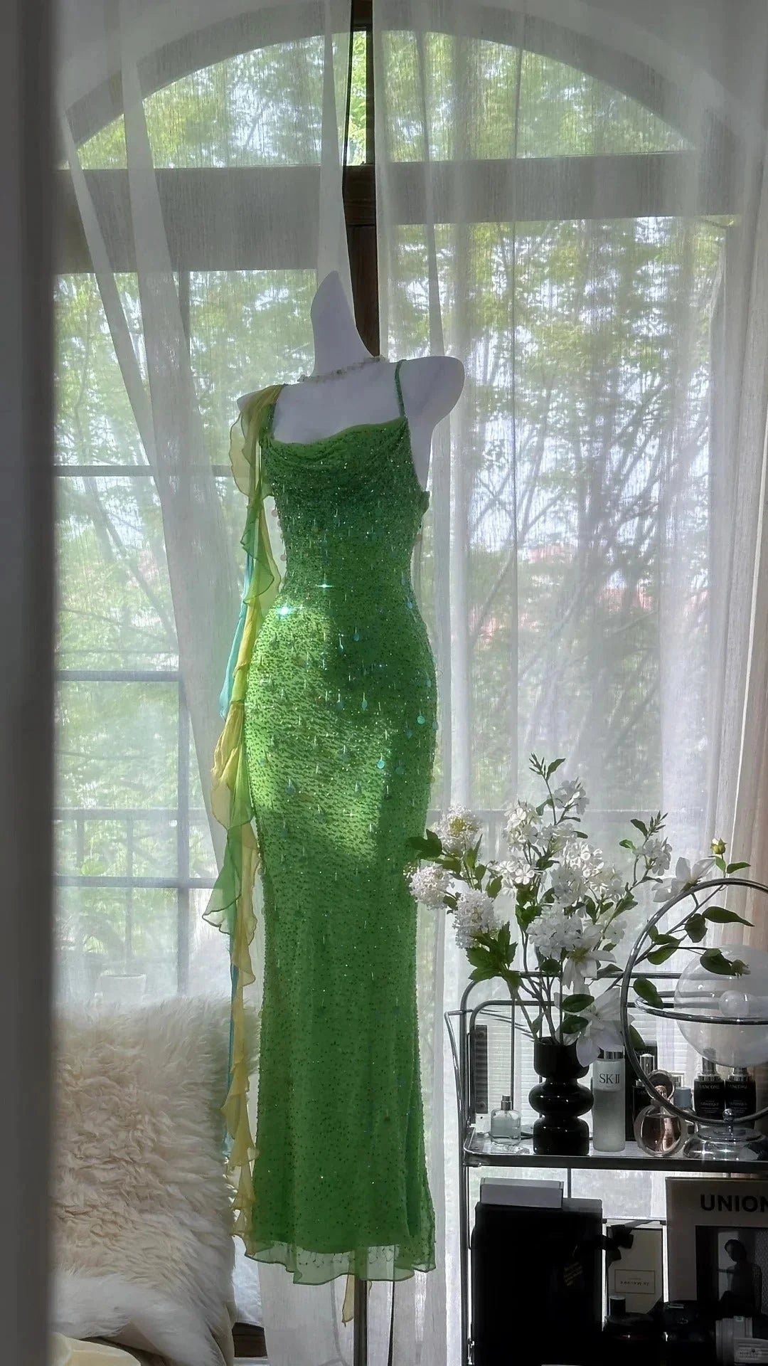 Charming Fashion Elegant Sparkling Exquisite Sequin Beaded Long Chiffon Ball Gown simple gentle atmospheric and unique desi Bring summer colors to enhance whiteness by YiHuiw