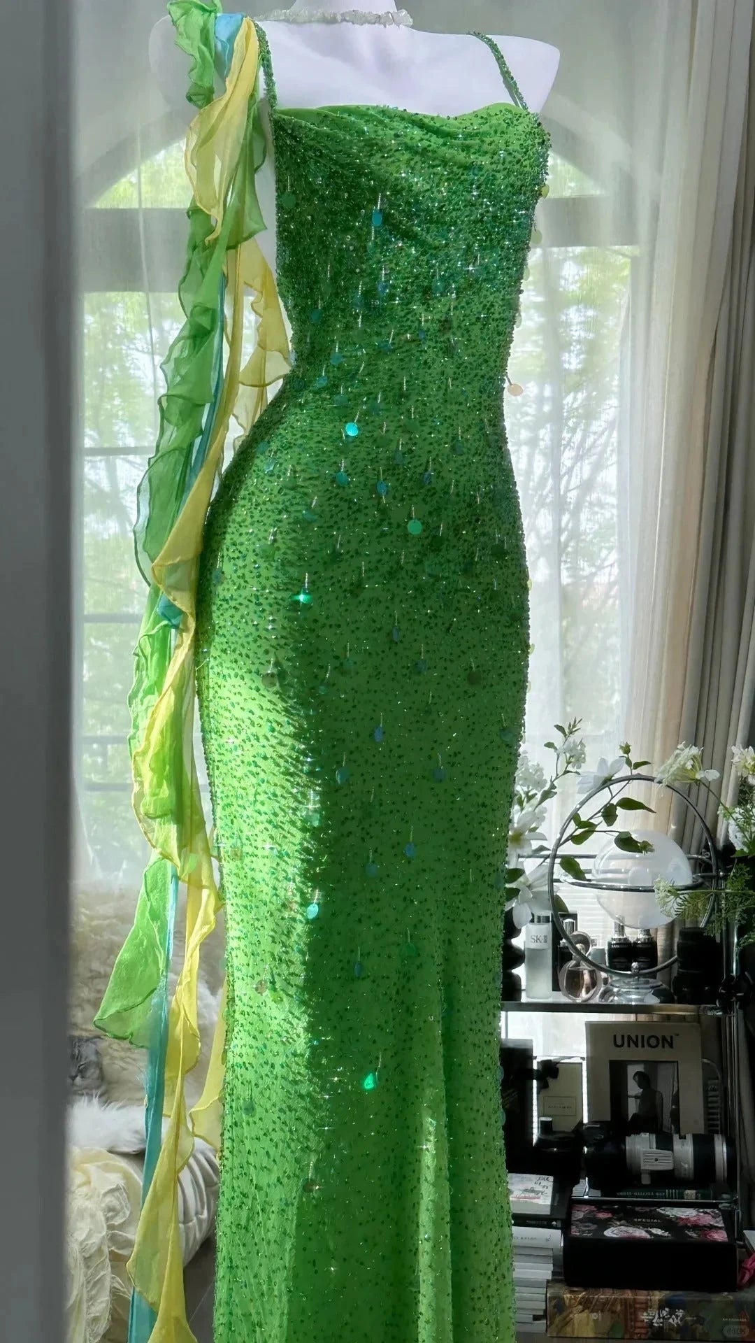 Charming Fashion Elegant Sparkling Exquisite Sequin Beaded Long Chiffon Ball Gown simple gentle atmospheric and unique desi Bring summer colors to enhance whiteness by YiHuiw