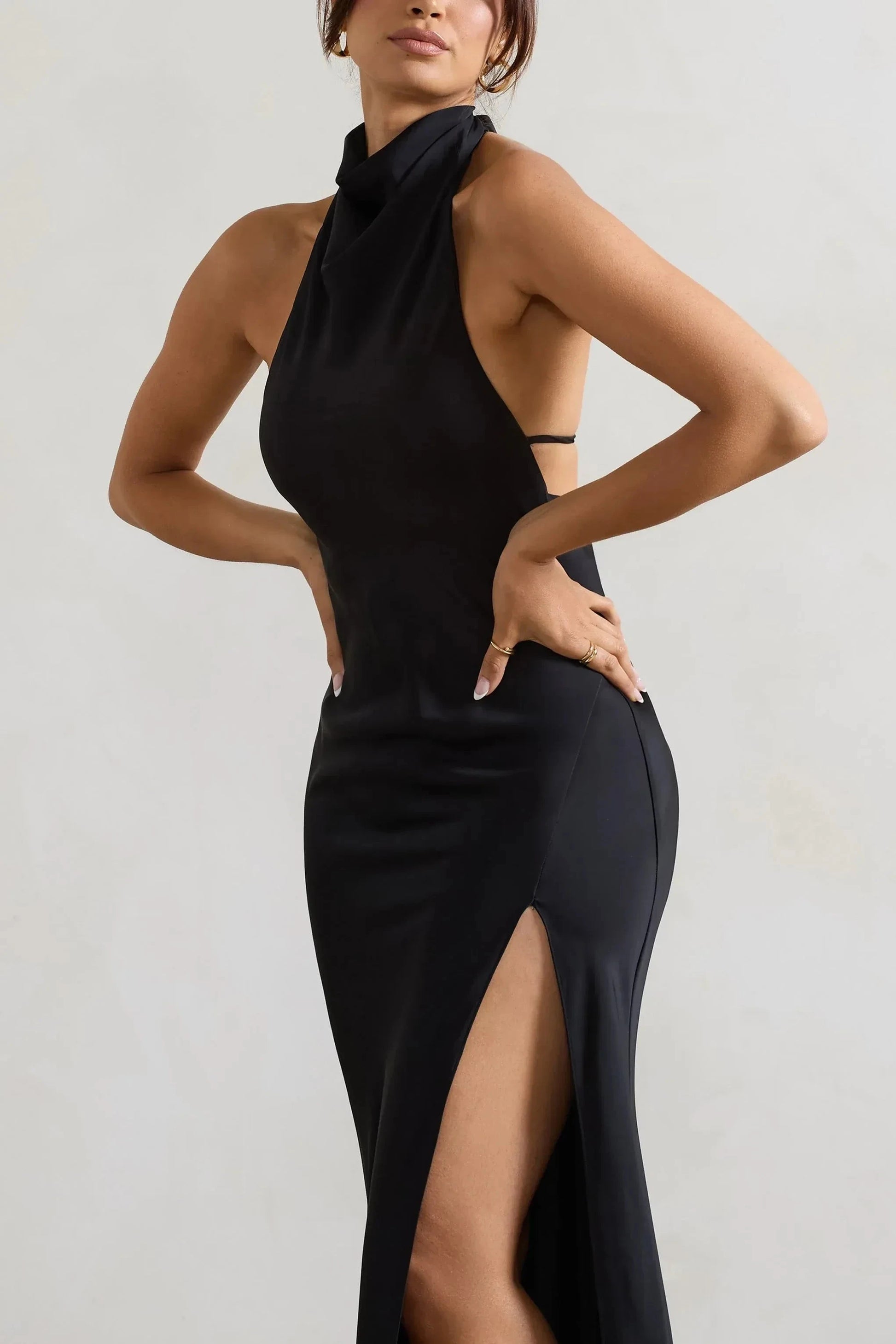 Chic Mermaid Halter Neck Sleeveless Bow Back High Slit Floor Length Prom Dress by YiHuiw