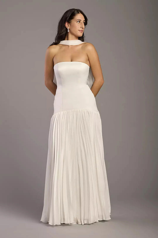 Chic Modern Fit-and-Flare Strapless Halter-Neck Satin Pleated Skirt Low-Back Wedding Dress by YiHuiw