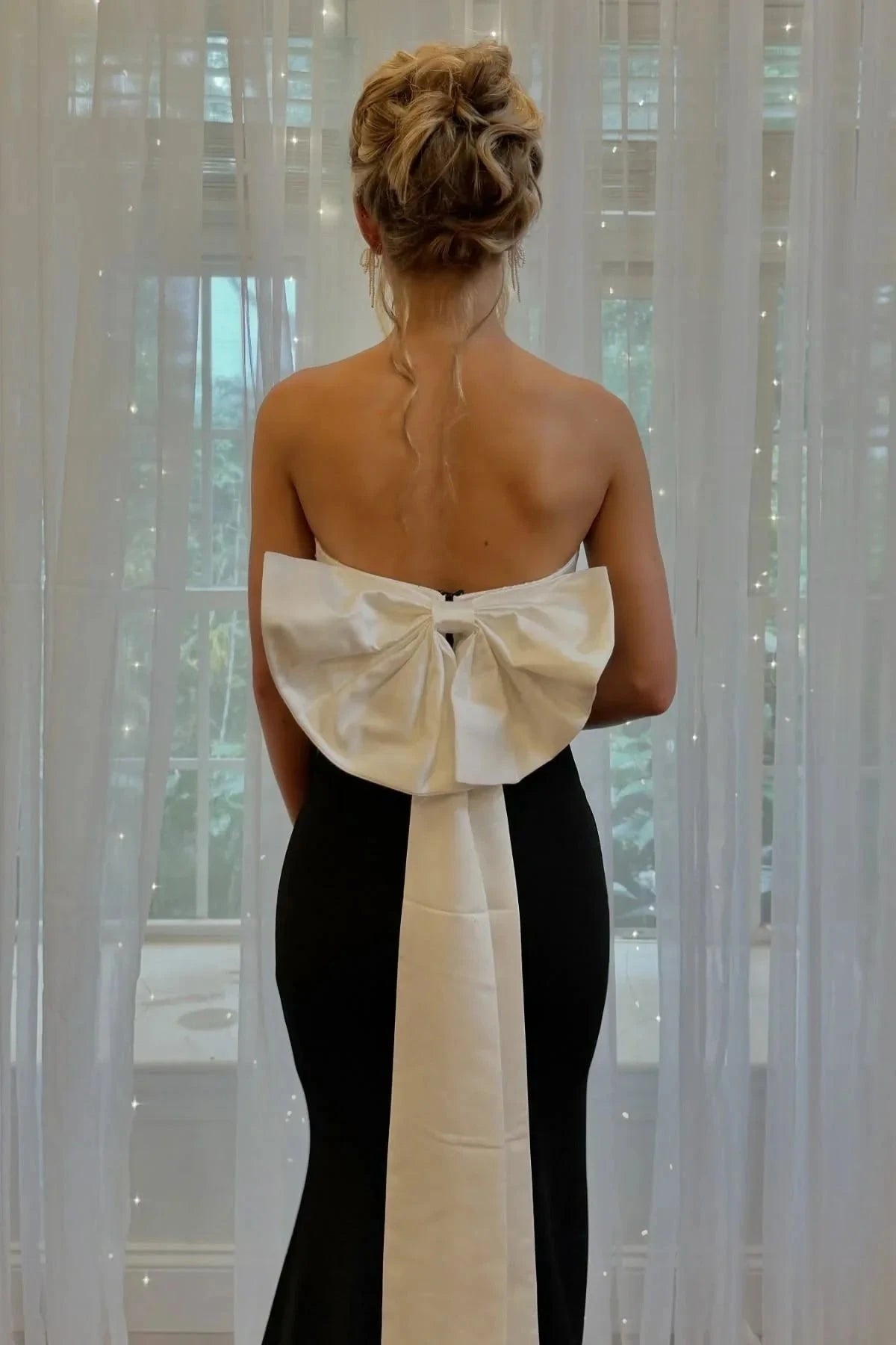 Chic Two-Tone Strapless Sweetheart Ruched Bodice Mermaid Prom Dress with Oversized Back Bow & Train by JiMiss Dresses