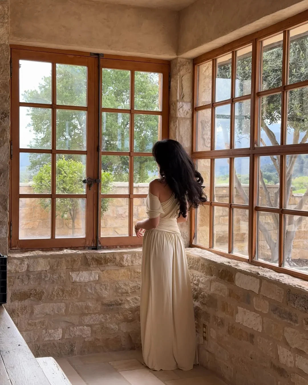 Cream One-Shoulder Asymmetric Floor-Length Wedding Dress - Yihuiw by Yihuiw