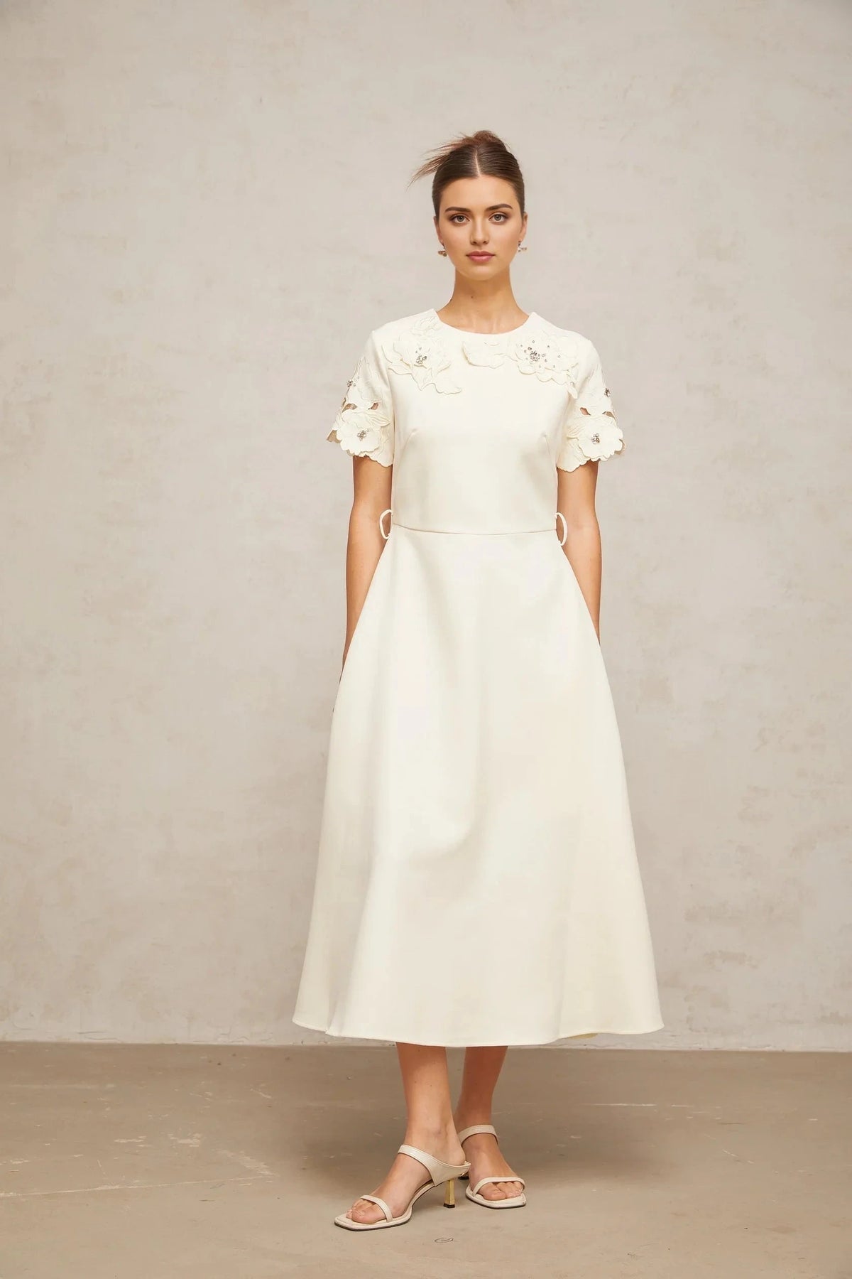 Cream Floral Appliqué Short - Sleeve Midi Dress Orane neutrals floral-appliqué flared midi dress Evening Dress by YiHuiw