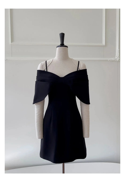 Cute A Line Spaghetti Straps Satin Formal 8th Grade Homecoming Dresses Middle School Short Cocktail Gowns Graduation Dress Hoco Outfits simple gentle atmospheric and unique desi Bring summer colors to enhance whiteness by YiHuiw