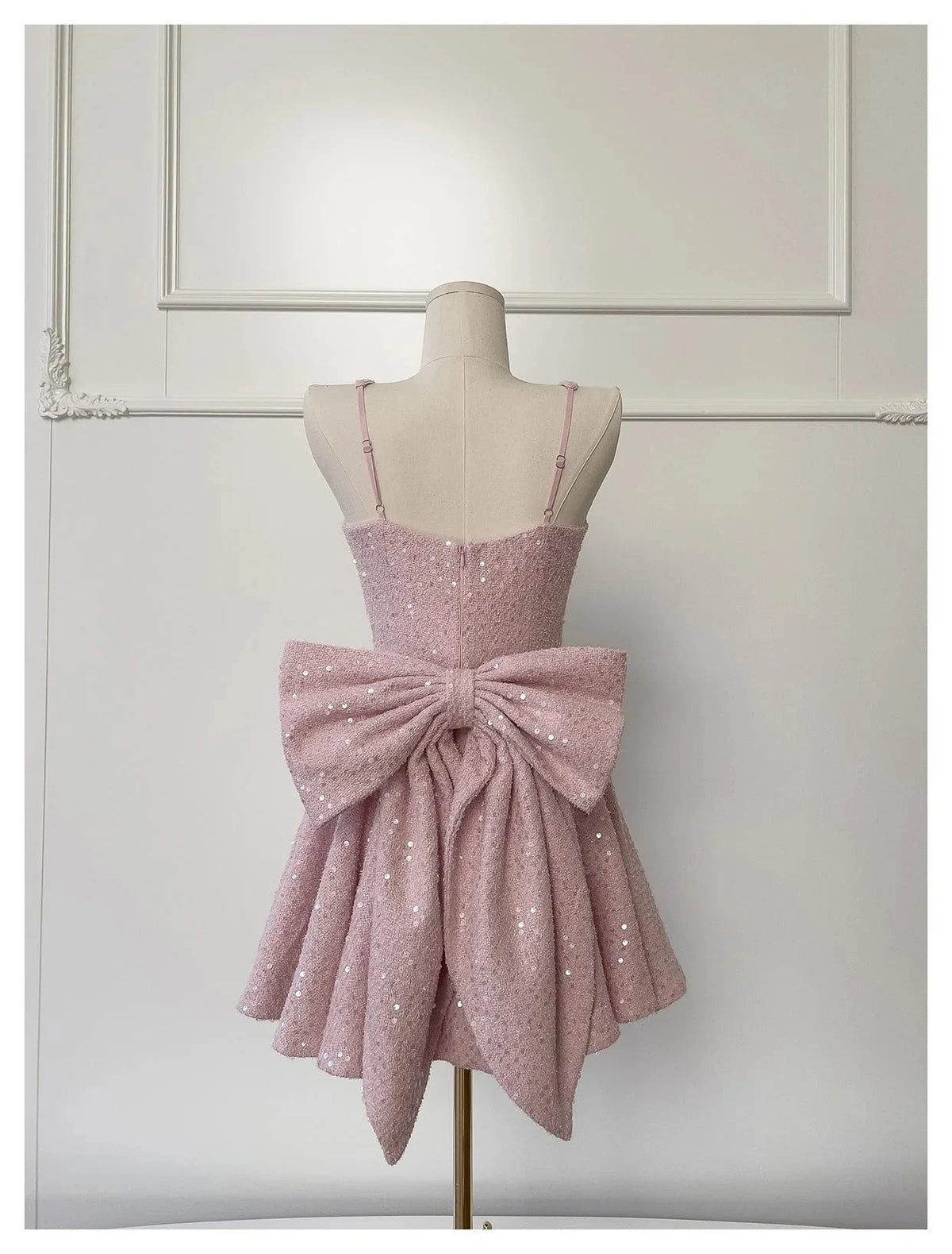 Cute A Line Square Pink Sequin Formal 8th Grade Homecoming Dresses Middle School Short Cocktail Gowns Graduation Dress Hoco Outfits simple gentle atmospheric and unique desi Bring summer colors to enhance whiteness by YiHuiw