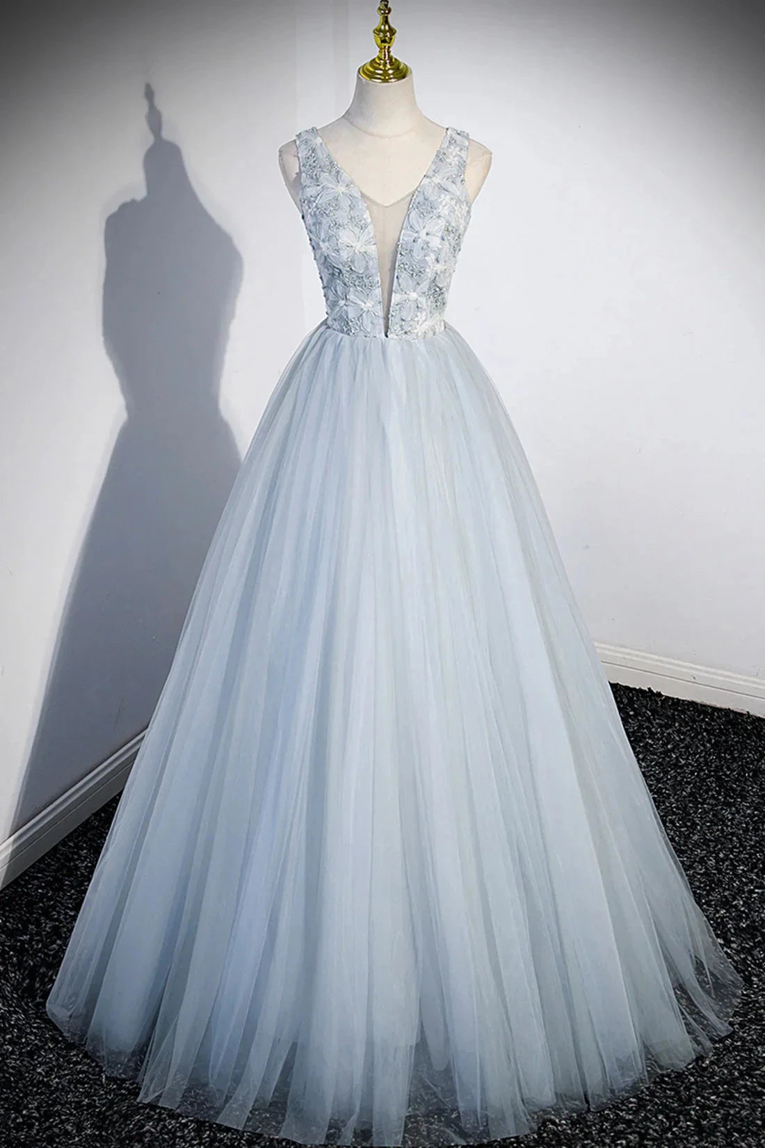 Cute V-Neck Tulle Long Prom Dress Gray Evening Dress Party Dress simple gentle atmospheric and unique desi Bring summer colors to enhance white by YiHuiw