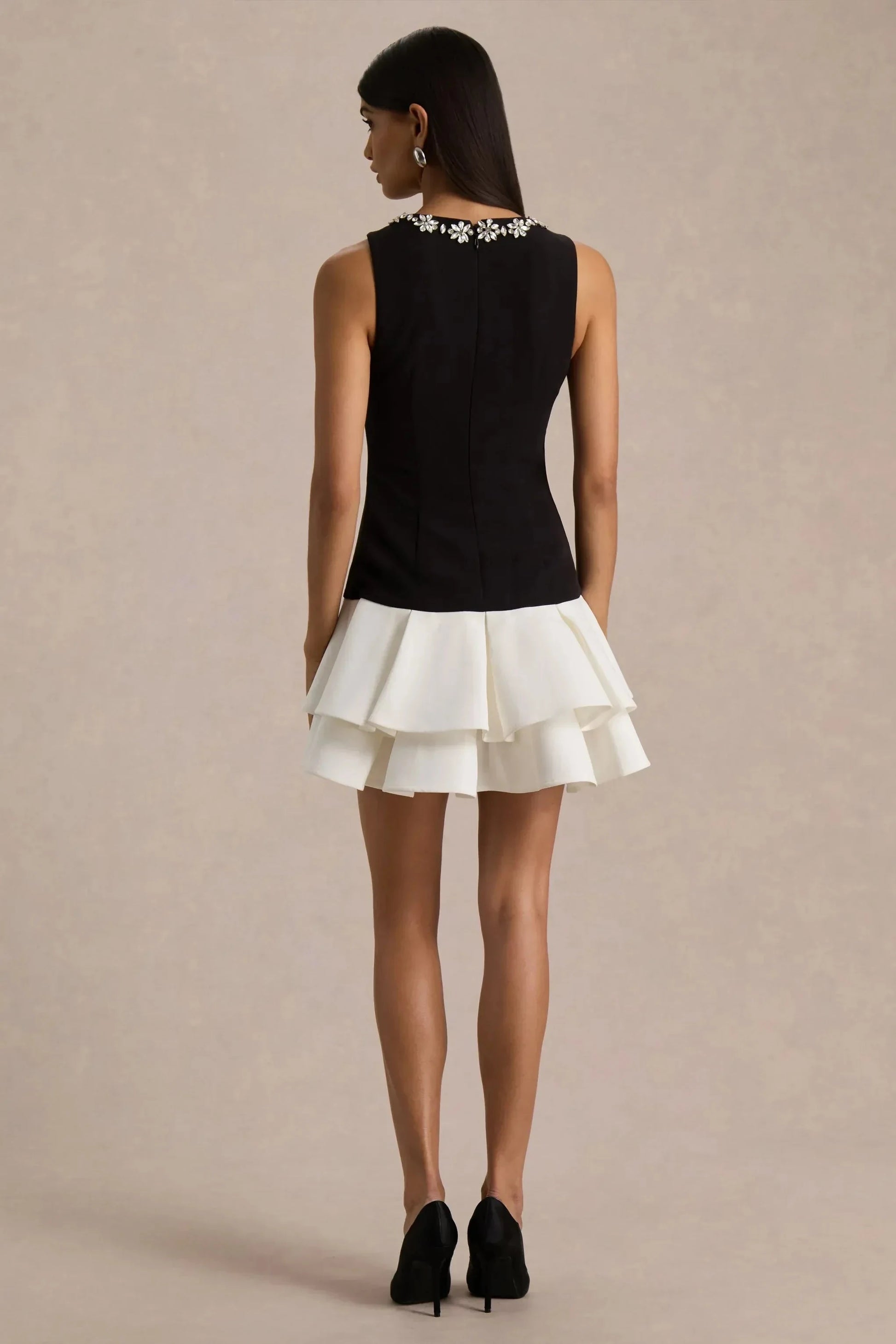 Daring A Line Jewel Neck Sleeveless Crystal Floral Accent Tiered Short Prom Dress by YiHuiw