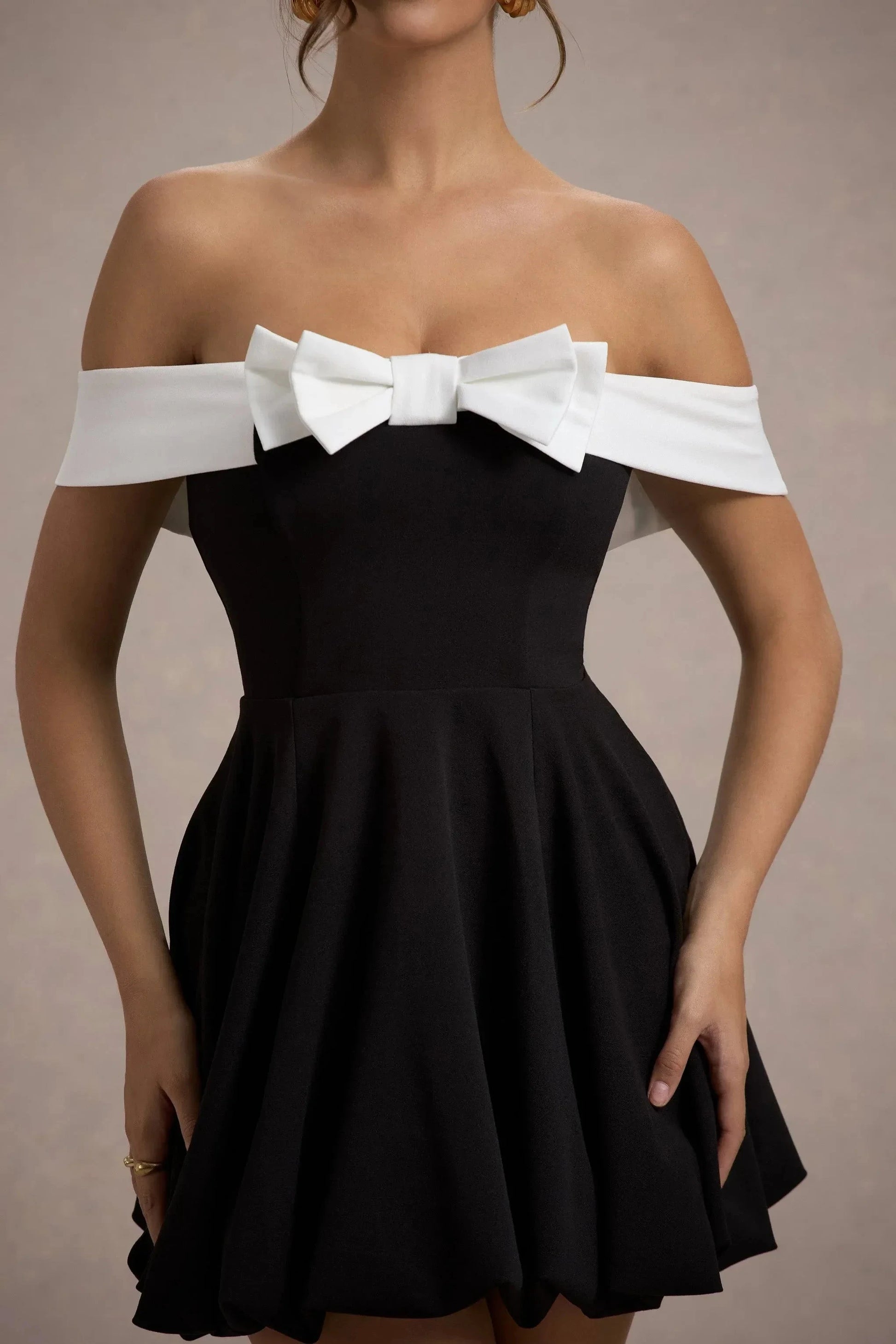 Daring A Line Off Shoulder Sleeveless Bow Accent Mini Short Prom Dress by YiHuiw