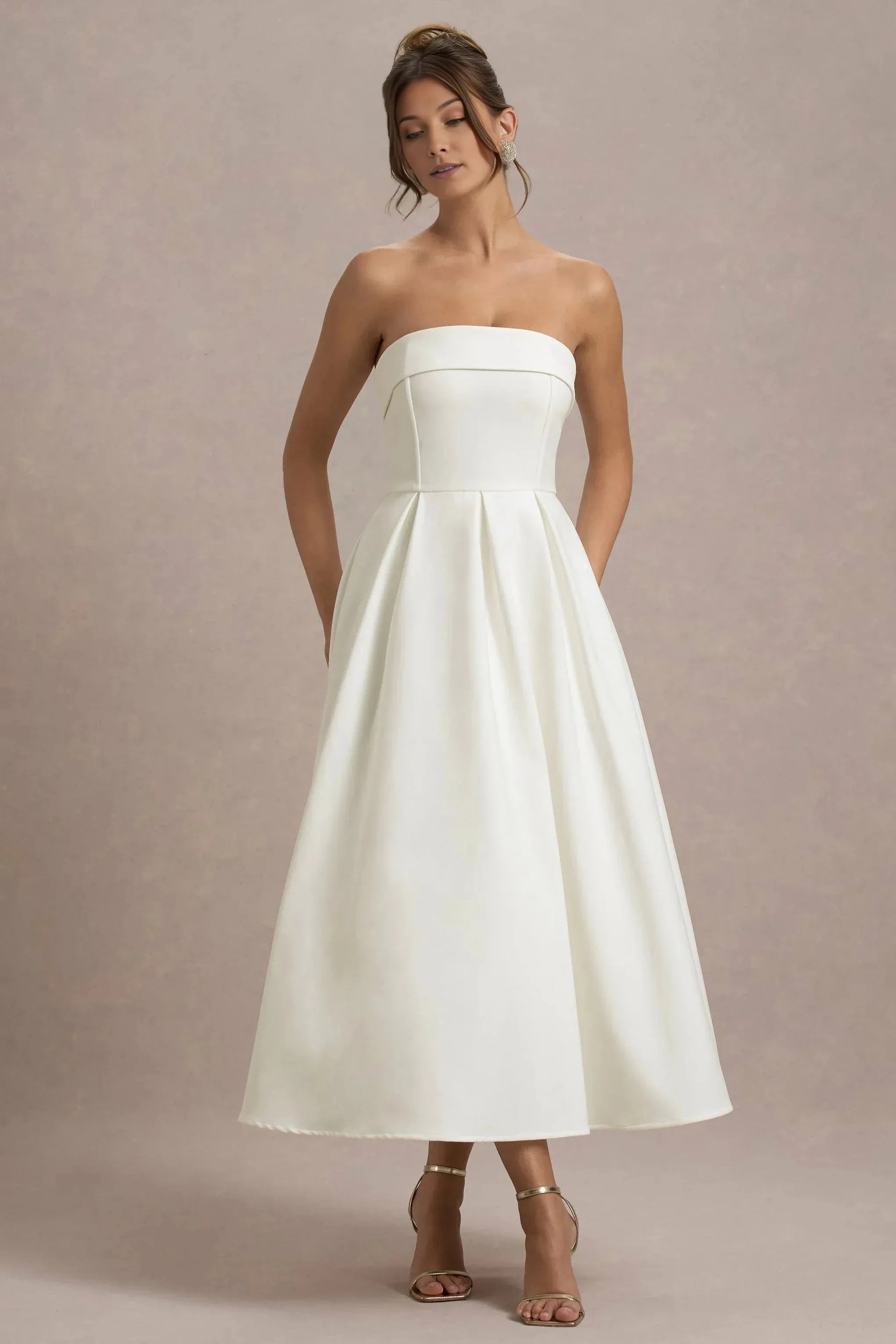 Daring A Line Strapless Sleeveless Open Back Midi Prom Dress by YiHuiw