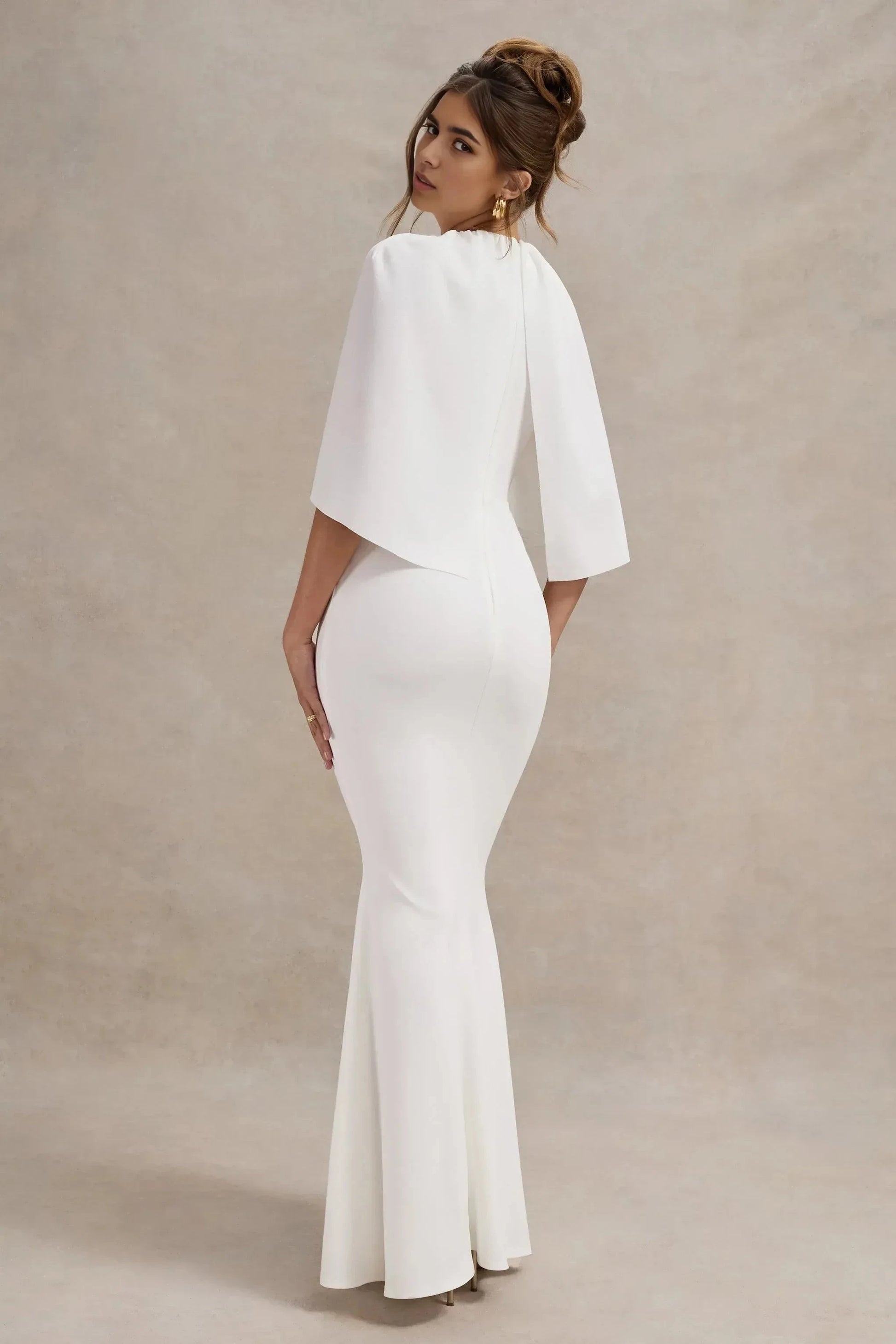 Daring Mermaid Crew Neck Cape Sleeve Accent Floor Length Prom Dress by YiHuiw