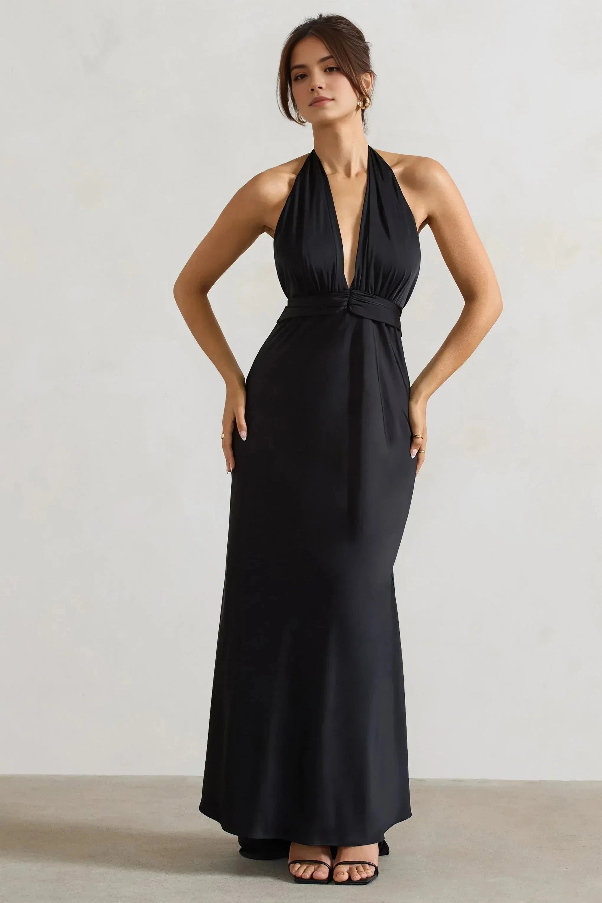 Daring Mermaid Halter Neck Plunge Front Sleeveless Open Back Floor Length Prom Dress by YiHuiw