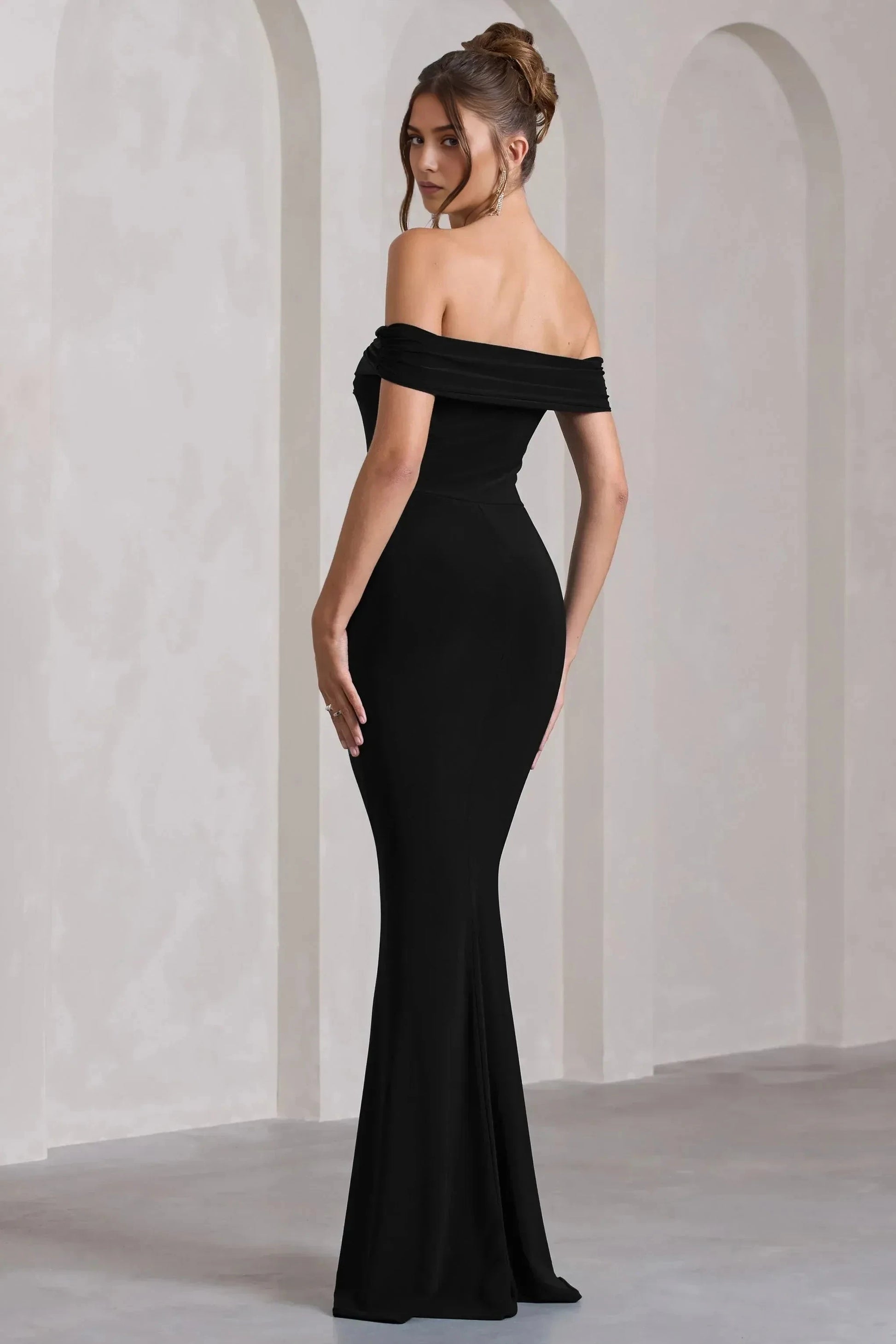 Daring Mermaid Off Shoulder Draped Accent Sleeveless High Slit Floor Length Prom Dress by YiHuiw