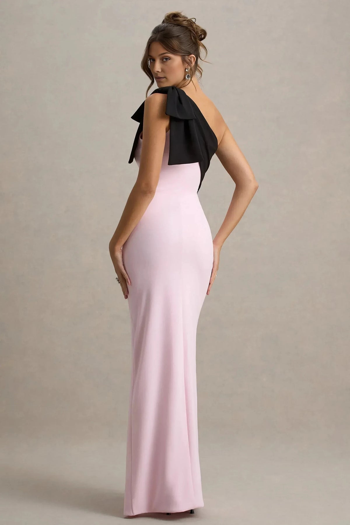Daring Mermaid One Shoulder Bow Accent Sleeveless High Slit Floor Length Prom Dress by YiHuiw