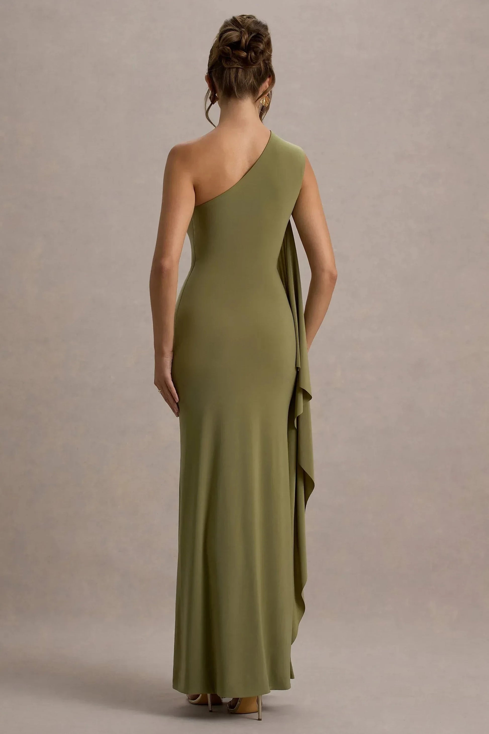 Daring Mermaid One Shoulder Draped Accent Sleeveless Floor Length Prom Dress by YiHuiw