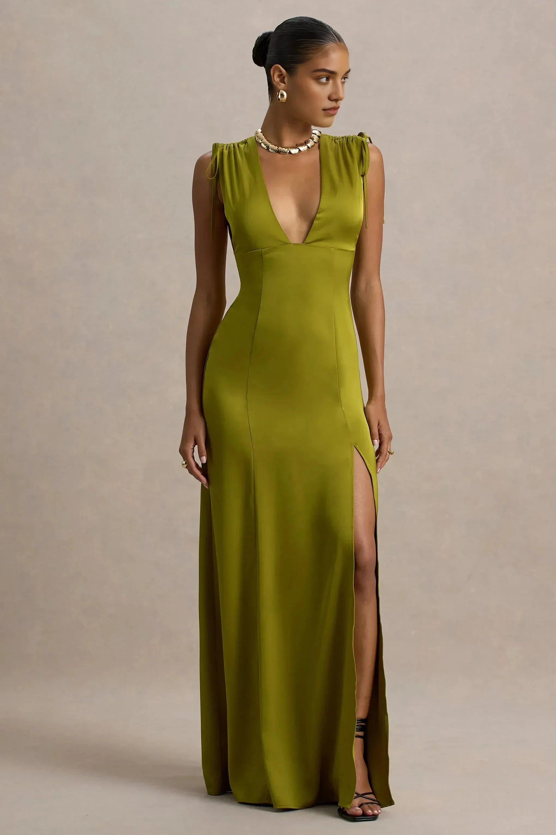Daring Sheath Plunge Neck Sleeveless Ruched Shoulder Floor Length Prom Dress by YiHuiw