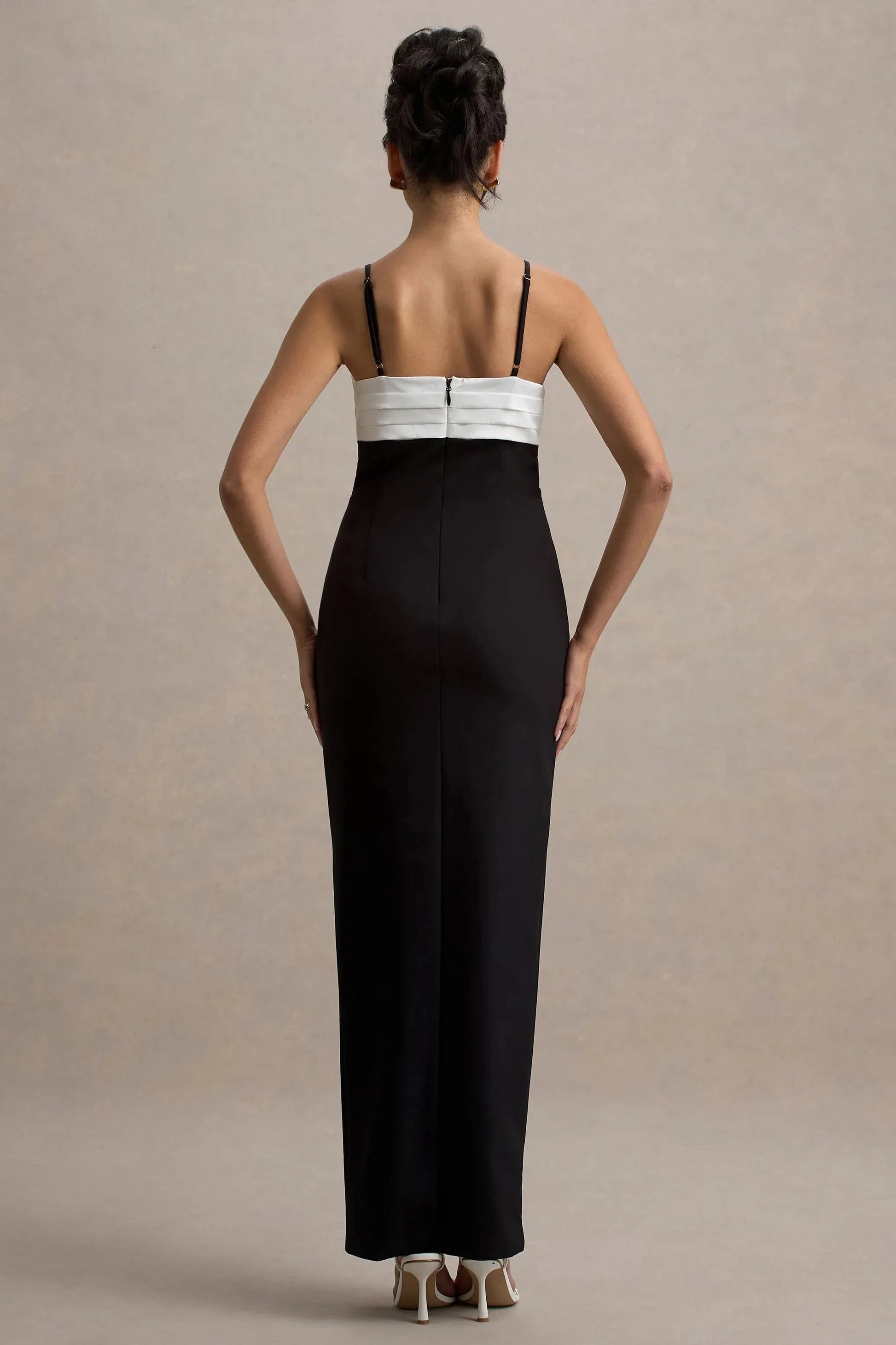 Daring Sheath Sweetheart Neck Sleeveless Two Tone Button Accent Plus Size Floor Length Evening Dress by YiHuiw