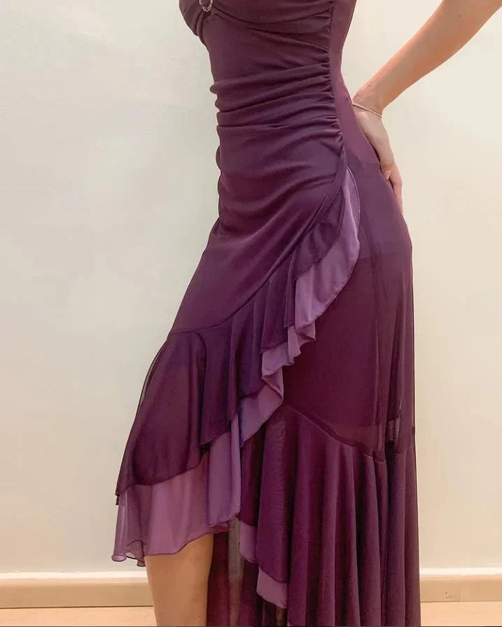 Dark Purple Spaghetti Straps Ruffled Split Prom Dress Long simple gentle atmospheric and unique desi Bring summer colors to enhance whiteness by YiHuiw