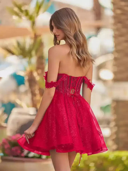 Deslumbrante vestido corto de fiesta de gasa en línea A, con escote de hombros descubiertos, sin mangas, corsé ajustado, espalda con lentejuelas y cordones