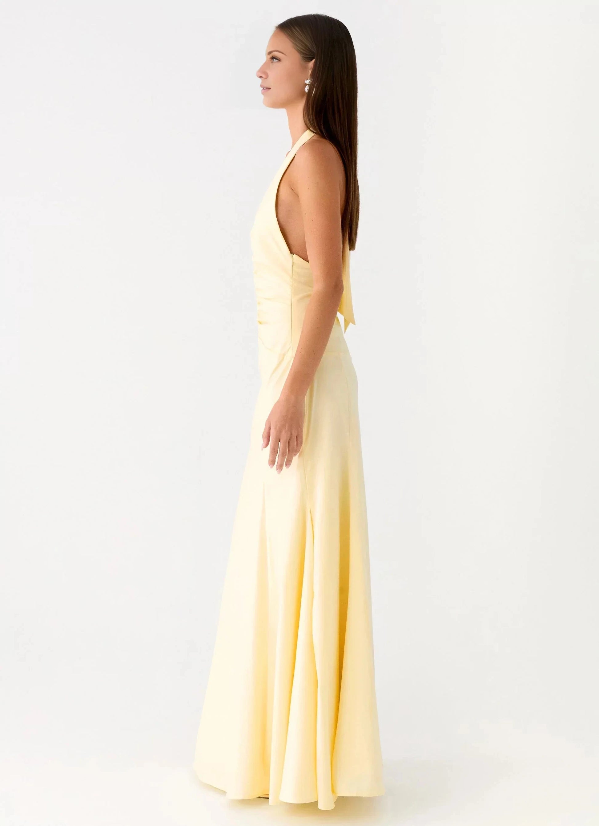Elegant-Simple Halter Neck Sleeveless Ruched Open-Back Floor-Length Prom Dress by YiHuiw