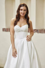 Elegant Ballgown Sweetheart Strapless Pearl-Button Back Train Wedding Dress