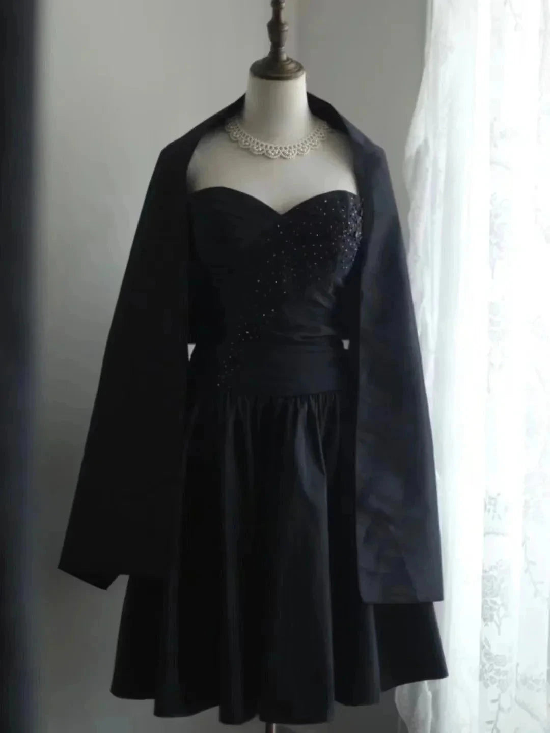 Elegant Exquisite Sweetheart Neckline Pleated Short Princess Taffeta Homecoming Dress simple gentle atmospheric and unique desi Bring summer colors to enhance whiteness by YiHuiw