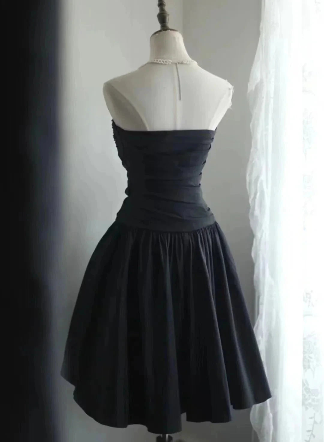 Elegant Exquisite Sweetheart Neckline Pleated Short Princess Taffeta Homecoming Dress simple gentle atmospheric and unique desi Bring summer colors to enhance whiteness by YiHuiw