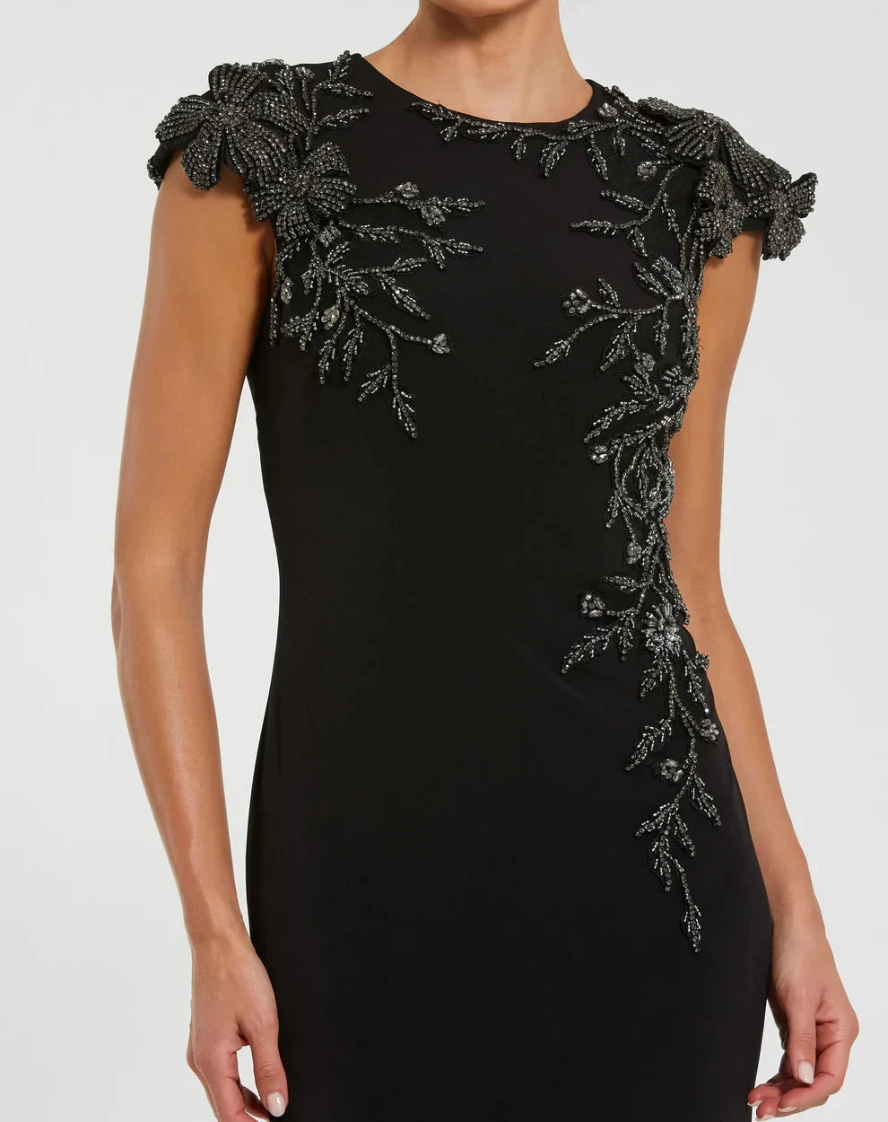 Elegant Form-Fitting Round Neck Cap Sleeve Beaded Back Jersey Maxi Evening Dress by LANQI DRESS