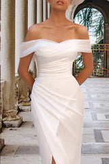 Elegant Mermaid Wedding Dress with Sweetheart Neck, Ruched Bodice & Flowing Cathedral Train