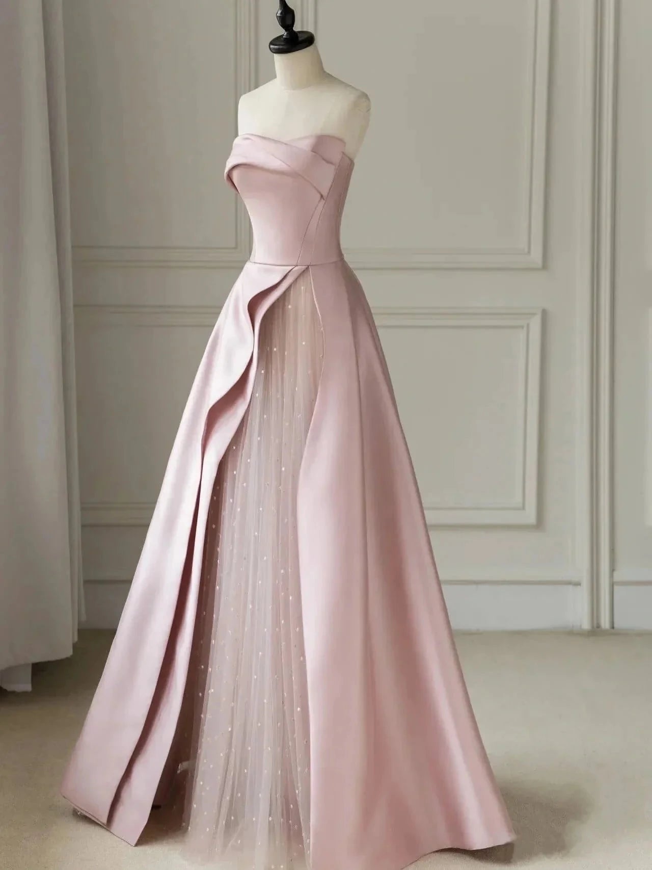 Elegant Strapless Formal Evening Dresses Long Event Party Dress simple gentle atmospheric and unique desi Bring summer colors to enhance whiteness by YiHuiw