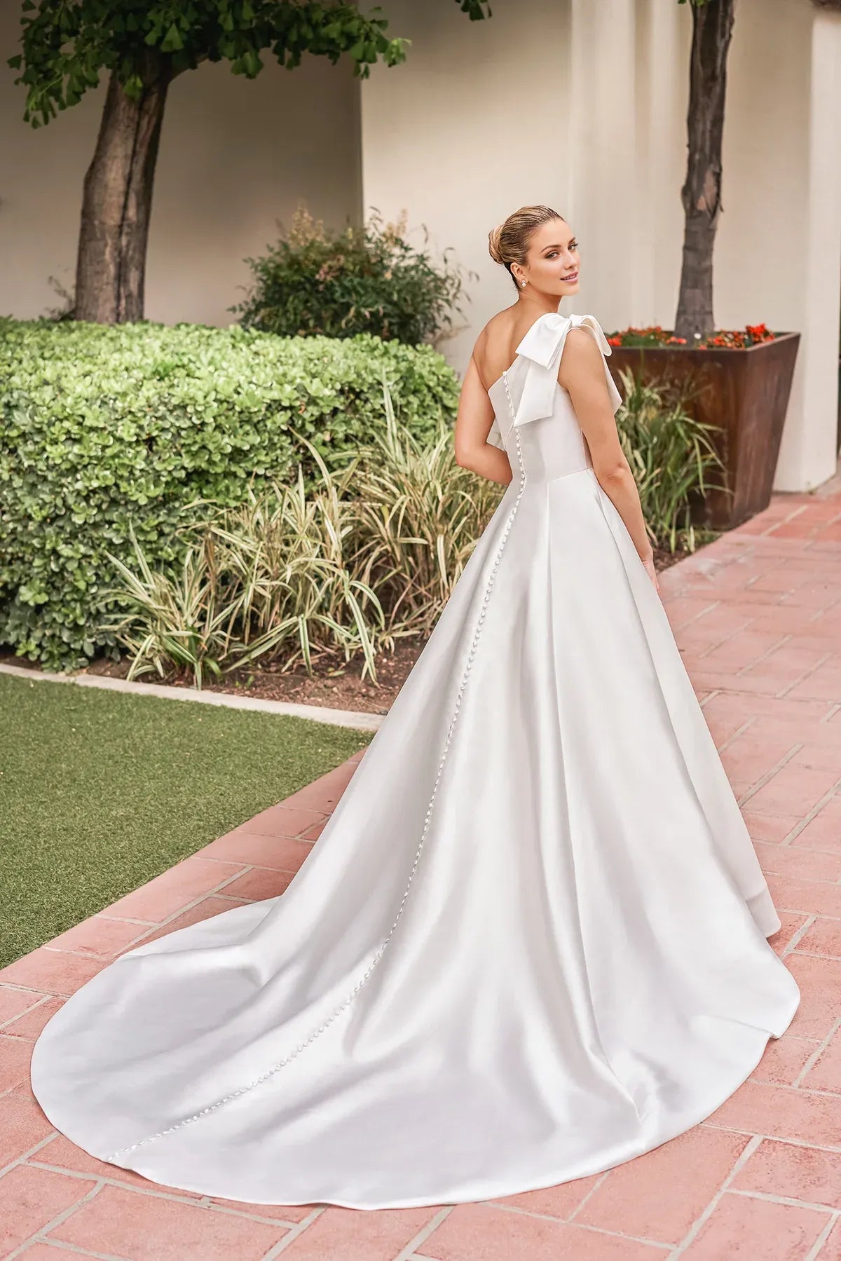 Satin Open Back Train Wedding Dress - Yihuiw by Yihuiw