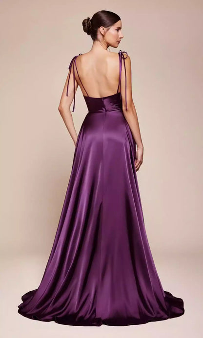 Vestidos de graduación elegantes de satén, con cuello colgante, espalda descubierta, tirantes finos, corte en A y abertura lateral