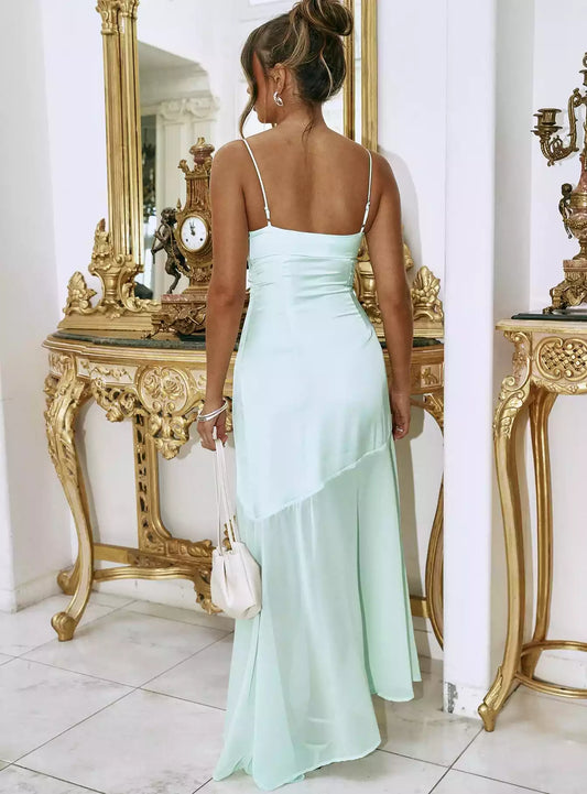Elegant satin heart-shaped neckline with pleat details, V-neck with diagonal lining, hidden zippers on the sides, adjustable shoulder straps, Prom Dresses
