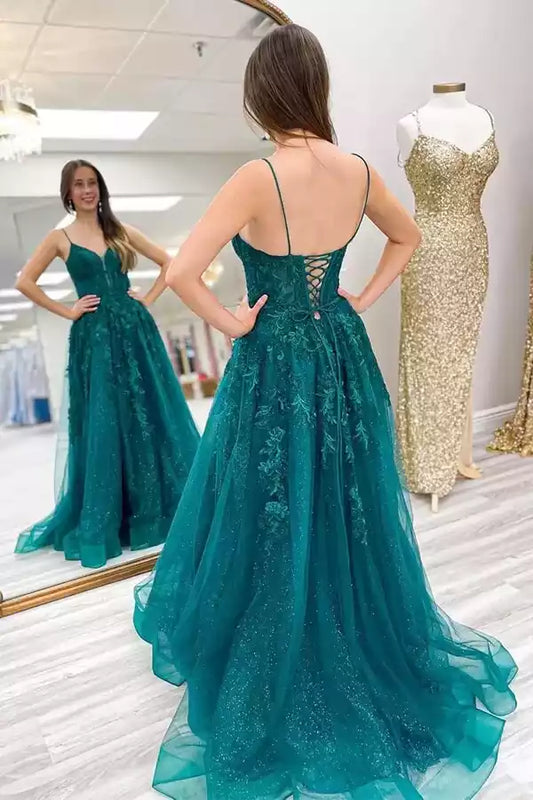 Enchanting Emerald Green Tulle Ball Dress with Lace Appliqué & Lace-Up Back