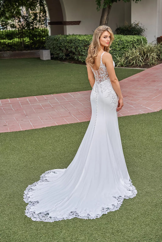Ethereal Lace & Crepe Mermaid Sweetheart-Neck Sleeveless Low-Back Train Wedding Dress