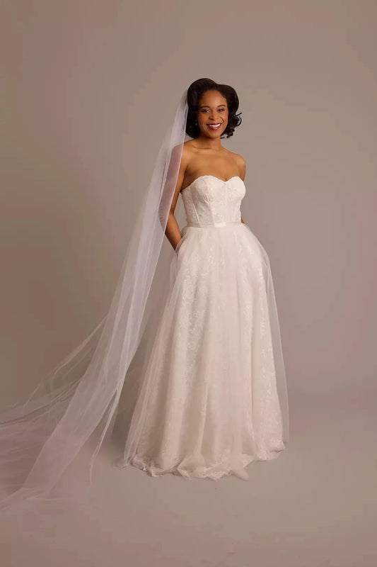 Ethereal Single-Tier Royal Length Plain Tulle Bridal Veil by YiHuiw