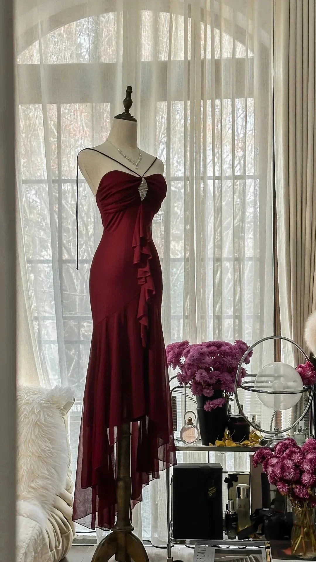 Exquisite Rhinestone Long Chiffon Ball Gown Evening Gown Party Gown Birthday Gown Date Gown simple gentle atmospheric and unique desi Bring summer colors to enhance whiteness by YiHuiw