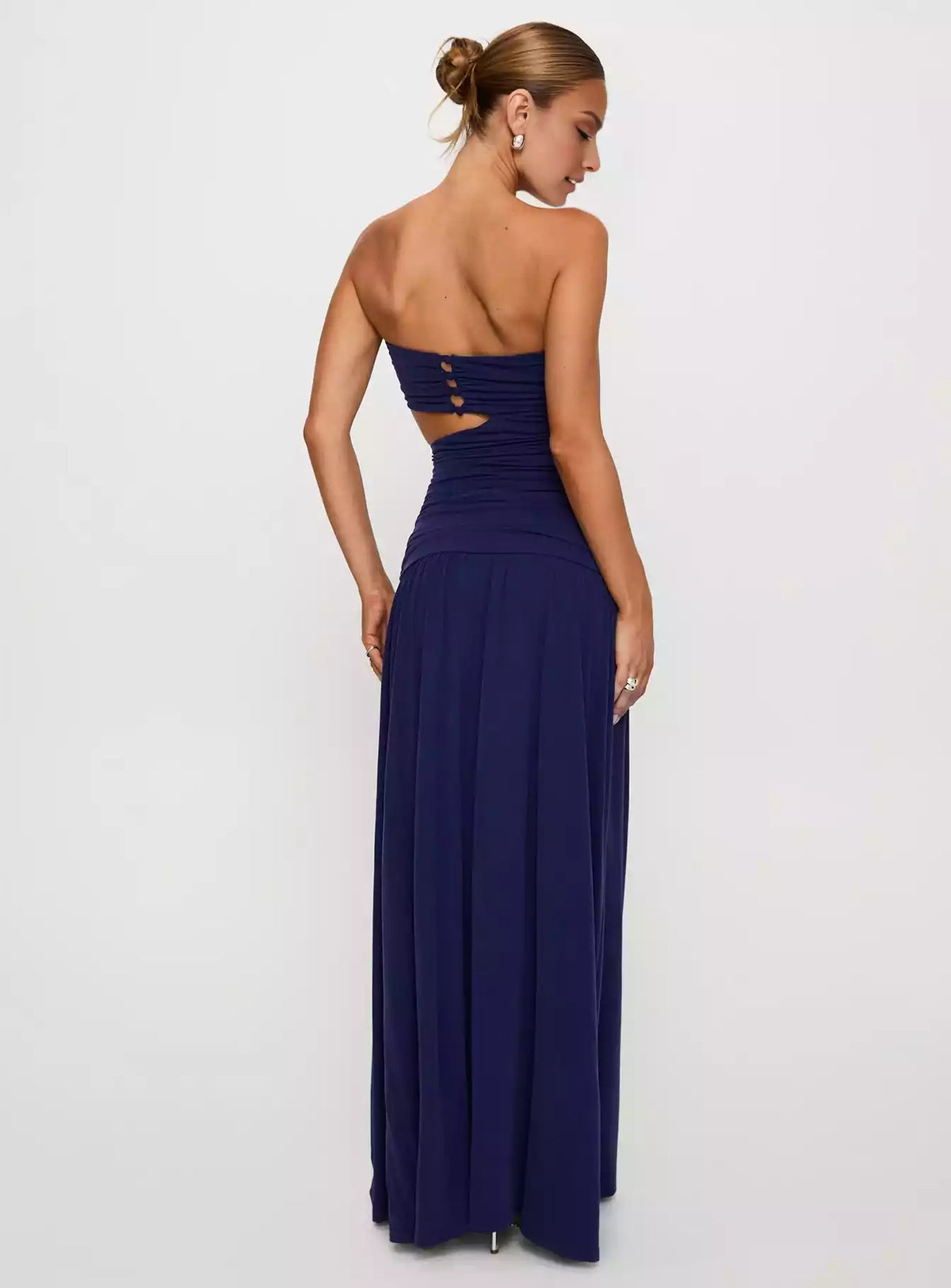 Vestidos de graduación exquisitos, sin tirantes, largos, plisados, con transparencias, cremallera oculta y totalmente forrados