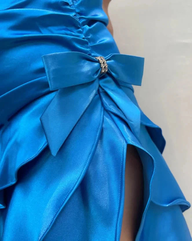 Eye - catching Blue Halter Asymmetrical Ruffle Dress by YiHuiw