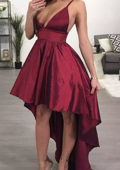 Llamativos vestidos de graduación asimétricos de tafetán, sin mangas, con escote en V y corte en A