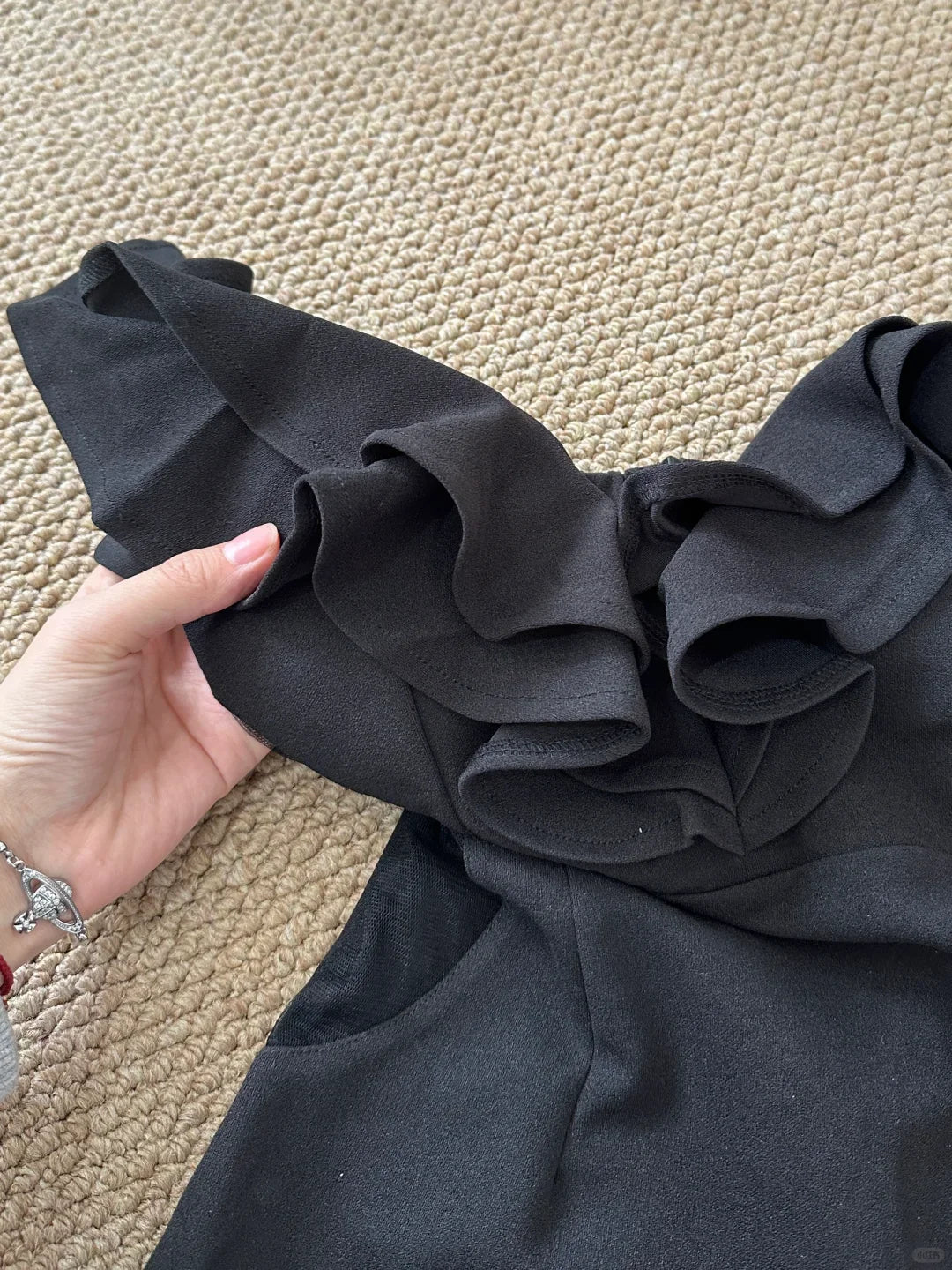 Fashion Elegant Ruffle Neckline Short Satin Homecoming Dress simple gentle atmospheric and unique desi Bring summer colors to enhance whiteness by YiHuiw
