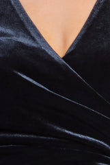 Fashionable Velvet V-Neck Lace Ruffled Sleeve Back Zip Sheath Midi Mother of the Bride Dress