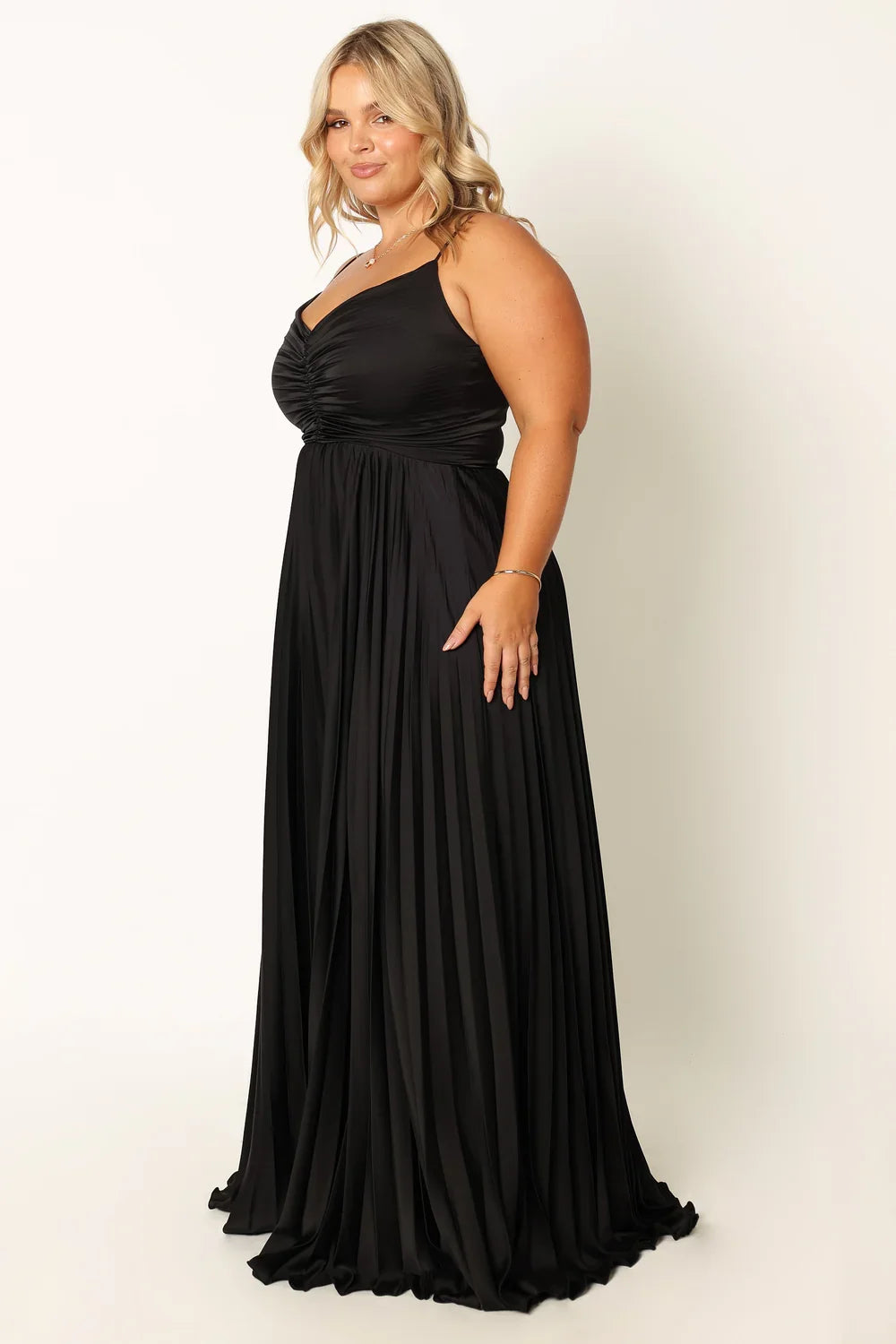 Sweetheart Pleated Floor-Length Wedding Dress - Yihuiw by Yihuiw